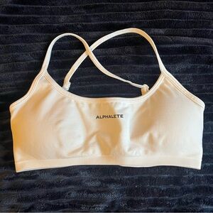 Alphalete amplify sports bra